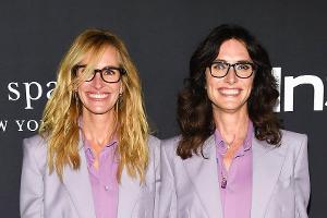 So süß gratuliert Julia Roberts ihrem "Zwilling" Elizabeth Stewart