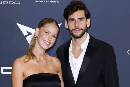Alvaro Soler und Melanie Kroll: Das Baby ist da! Alvaro Soler und Melanie Kroll: Das Baby ist da!