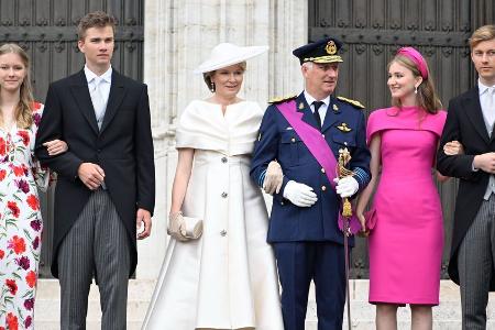 Royals am Nationalfeiertag: Elisabeth von Belgien glänzt in Pink Royals am Nationalfeiertag: Elisabeth von Belgien glänzt in Pink