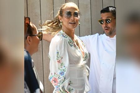 Jennifer Lopez feiert ihren Geburtstag mit Jennifer Lopez feiert ihren Geburtstag mit