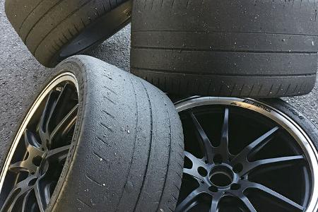 Mercedes-AMG GT R, Reifenauswahl