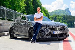 BMW M5 getarnt