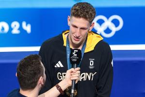Lukas Märtens: Nach Gold ging es für den Schwimmstar ins Bett