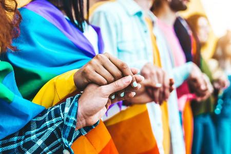 Queer, Gender, Pride: Das steckt hinter diesen Begriffen Queer, Gender, Pride: Das steckt hinter diesen Begriffen
