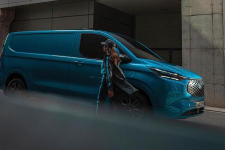 Ford E-Transit Custom Elektrotransporter 2023