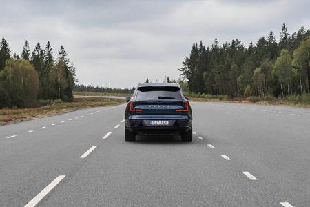 Volvo EX90