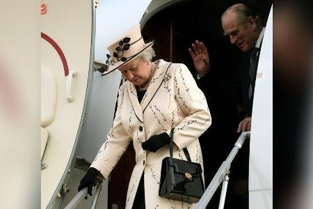 Minzbonbons und Martini: Die Flug-Rituale von Queen Elizabeth II. Minzbonbons und Martini: Die Flug-Rituale von Queen Elizabeth II.