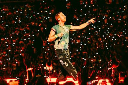 Coldplay holt in München Shawn Mendes auf die Bühne Coldplay holt in München Shawn Mendes auf die Bühne