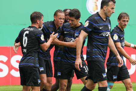 Gersbeck-Patzer ohne Folgen: Hertha siegt deutlich in Rostock Gersbeck-Patzer ohne Folgen: Hertha siegt deutlich in Rostock