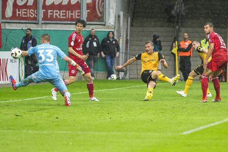 Düsseldorf gescheitert: Halbfinalist der Vorsaison raus Düsseldorf gescheitert: Halbfinalist der Vorsaison raus