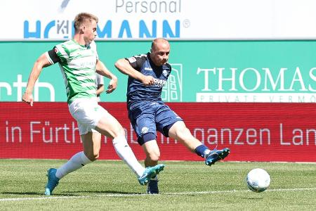 Nolls Geschenk rettet Paderborn Punkt - und erzürnt Zorniger Nolls Geschenk rettet Paderborn Punkt - und erzürnt Zorniger