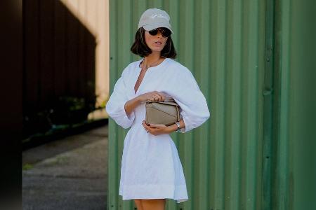 Drei sommerliche It-Pieces für alle Fans klassischer Mode Drei sommerliche It-Pieces für alle Fans klassischer Mode