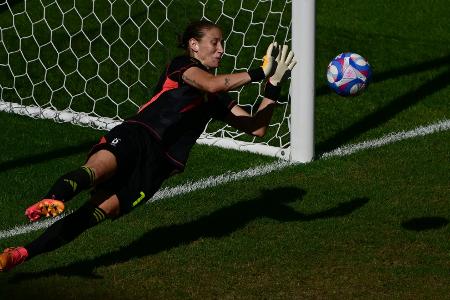 DFB-Torhüterin Berger zur Fußballerin des Jahres gewählt DFB-Torhüterin Berger zur Fußballerin des Jahres gewählt
