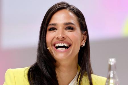 Amira Aly freut sich, den Namen Pocher abgelegt zu haben Amira Aly freut sich, den Namen Pocher abgelegt zu haben
