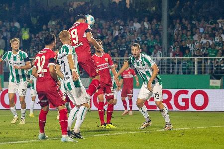 Spielfreude und Effizienz: Stuttgart holt ersten Pflichtspielsieg Spielfreude und Effizienz: Stuttgart holt ersten Pflichtspielsieg