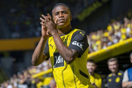 Leihe mit Option: Moukoko verlässt BVB gen Nizza Leihe mit Option: Moukoko verlässt BVB gen Nizza