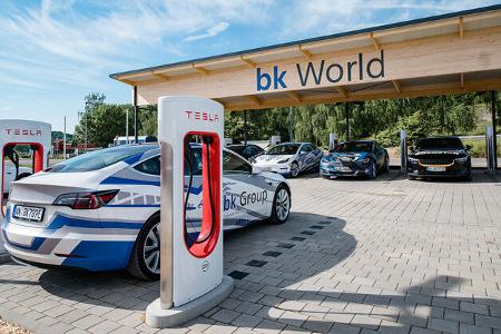 06/2022, Tesla Supercharger Ladepark BK World Endsee