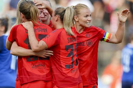 FC Bayern beginnt mit mühsamem Pflichtsieg FC Bayern beginnt mit mühsamem Pflichtsieg