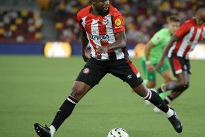 Augsburg leiht Nigerianer Onyeka von Brentford aus