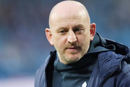 Darmstadts Trainer Lieberknecht zurückgetreten Darmstadts Trainer Lieberknecht zurückgetreten