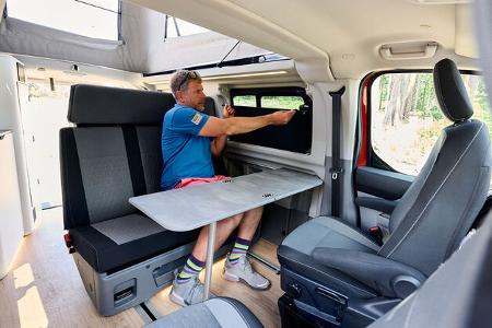 Ford Nugget Campervan Fünf Sitzplätze