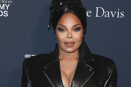 Janet Jackson hätte Queen Elizabeth II. fast ihren Hintern gezeigt Janet Jackson hätte Queen Elizabeth II. fast ihren Hintern gezeigt