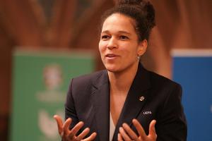 "Können noch einiges tun": Sasic will mehr Frauen im Fußball