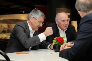 Hoeneß und Hainer: Unterschrift gegen Rassismus