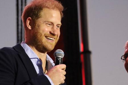 Prinz Harry solo auf Charity-Event: Ist Herzogin Meghan erkrankt? Prinz Harry solo auf Charity-Event: Ist Herzogin Meghan erkrankt?
