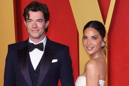 Per Leihmutterschaft: Olivia Munn ist zum zweiten Mal Mutter geworden Per Leihmutterschaft: Olivia Munn ist zum zweiten Mal Mutter geworden