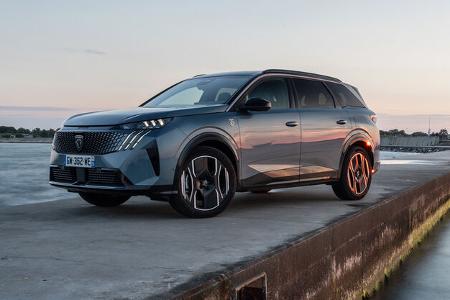 Peugeot e5008