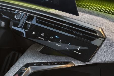 Peugeot E-5008 SUV