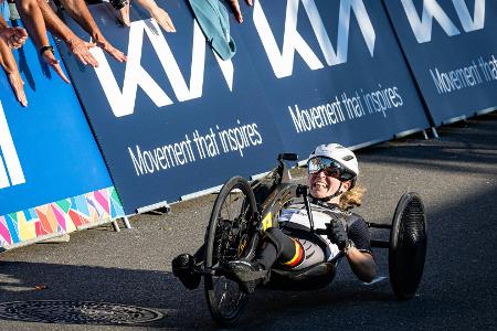 Zeyen-Giles holt Gold - Para-Team mit fünf Zeitfahr-Medaillen Zeyen-Giles holt Gold - Para-Team mit fünf Zeitfahr-Medaillen