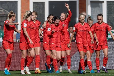 Bayern gewinnen auch in Bremen klar - Wolfsburg lässt Federn Bayern gewinnen auch in Bremen klar - Wolfsburg lässt Federn