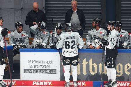 DEL-Start verpatzt: Haie nach Gegentorflut frustriert DEL-Start verpatzt: Haie nach Gegentorflut frustriert