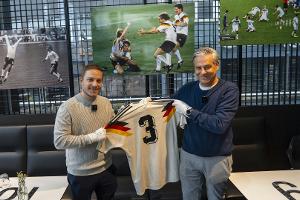 Fußballmuseum sichert sich Brehmes Finaltrikot von 1990