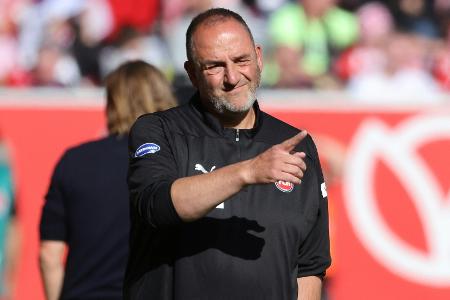 Schmidt gratuliert Kleindienst: Schmidt gratuliert Kleindienst: