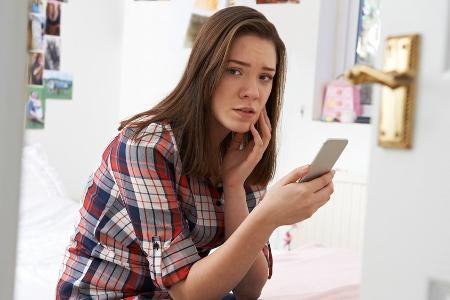 Cybergrooming: So können Eltern ihre Kinder schützen Cybergrooming: So können Eltern ihre Kinder schützen