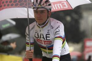 Regen bremst Pogacar: Tre Valli Varesine abgebrochen