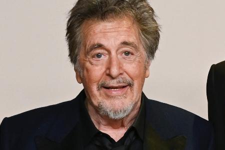 Al Pacino: Durch Alkoholmissbrauch verlor er fast sein Gedächtnis Al Pacino: Durch Alkoholmissbrauch verlor er fast sein Gedächtnis