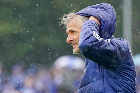 Bei Premiere für van Wonderen: Schalke verpasst Sieg in Aarau Bei Premiere für van Wonderen: Schalke verpasst Sieg in Aarau
