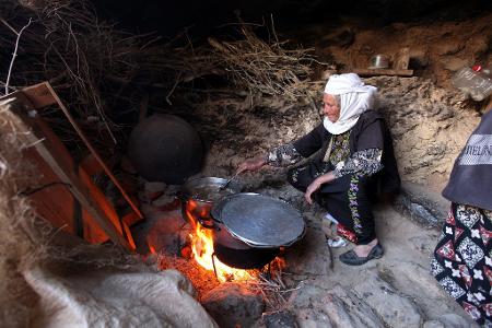Entwicklungsländer sind von sauberen Energien auch für das tägliche Kochen oft noch abgeschnitten. (Archivbild) Entwicklungsländer sind von sauberen Energien auch für das tägliche Kochen oft noch abgeschnitten. (Archivbild)