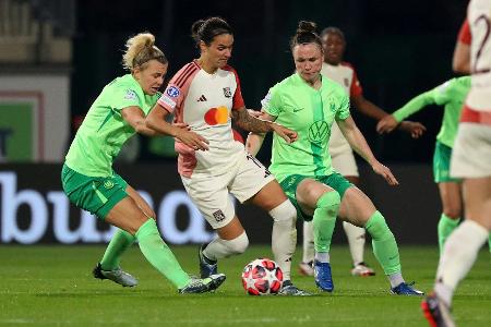 Wolfsburg verliert gegen Rekordchampion Lyon - Sorge um Popp Wolfsburg verliert gegen Rekordchampion Lyon - Sorge um Popp