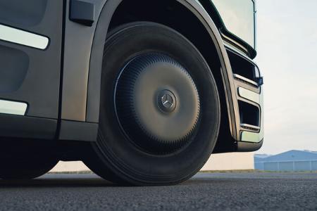 Mercedes Actros L mit Pro Cabin 2024