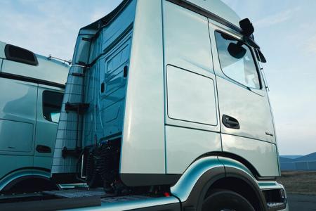 Mercedes Actros L mit Pro Cabin 2024