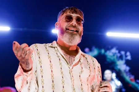 Partnerin Georgina präsentiert Babybauch: Rapper Sido wird Vater Partnerin Georgina präsentiert Babybauch: Rapper Sido wird Vater