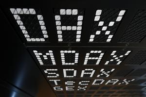 Dax-Anleger machen Kasse vor Quartalszahlen