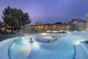 32 Thermalbäder mit Wellness in Süddeutschland
