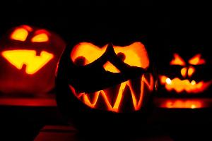Mehr Geld für Spuk: Handel hofft auf Halloween