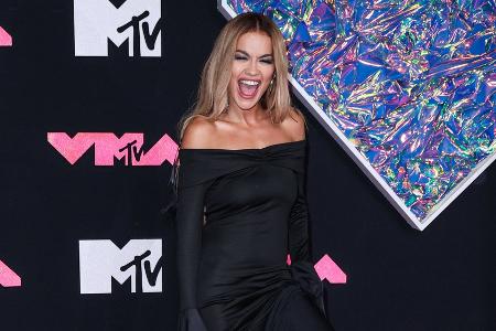 Rita Ora wird zum dritten Mal Host der MTV EMAS Rita Ora wird zum dritten Mal Host der MTV EMAS